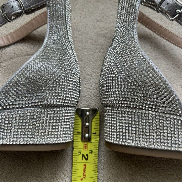 Steve Madden Nava Rhinestone Low Heel Silver Sandal Women 8 M Ankle Strap Square - Picture 11 of 15